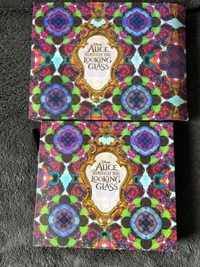 Urban Decay - Alice Through the Looking Glass palette